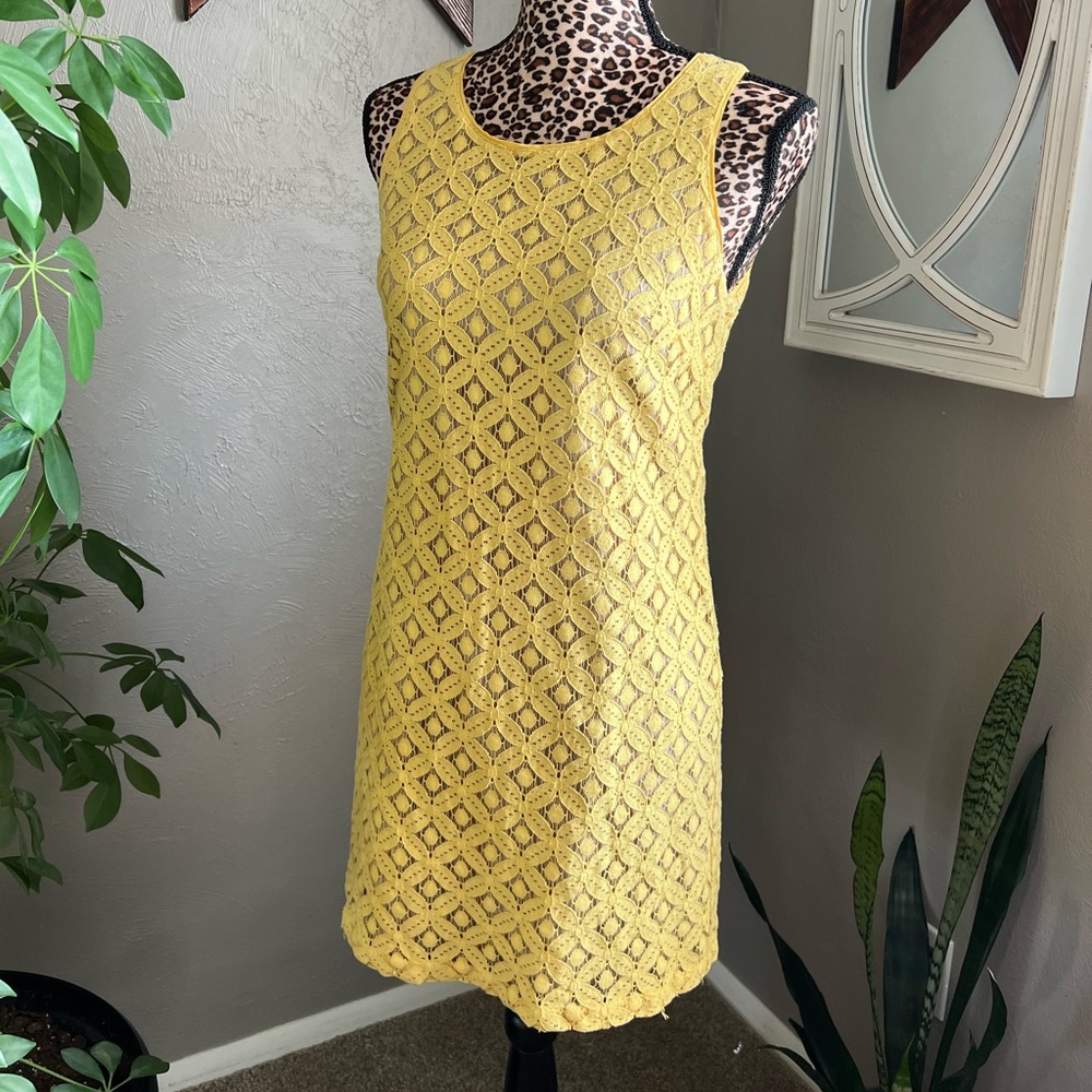 Apt. 9 Yellow Lace Dress (fully lined) - size XS